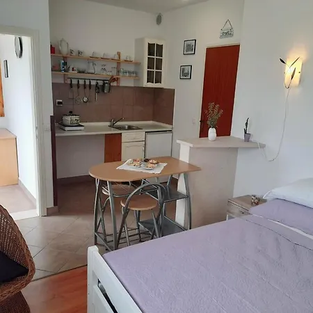 شقة With A Parking Space Lumbarda, Korcula - 4447 *